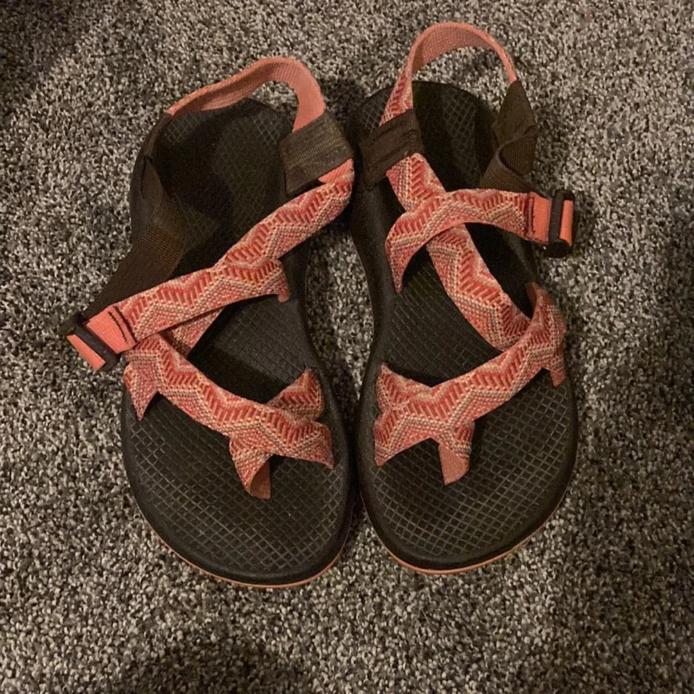 Woman’s Chacos - Picture 1 of 2